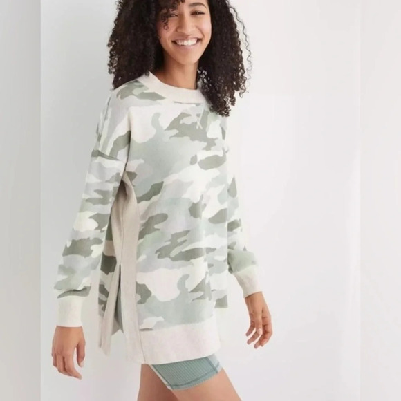 aerie Tops - Aerie Good Vibes Oversized Sweatshirt XS